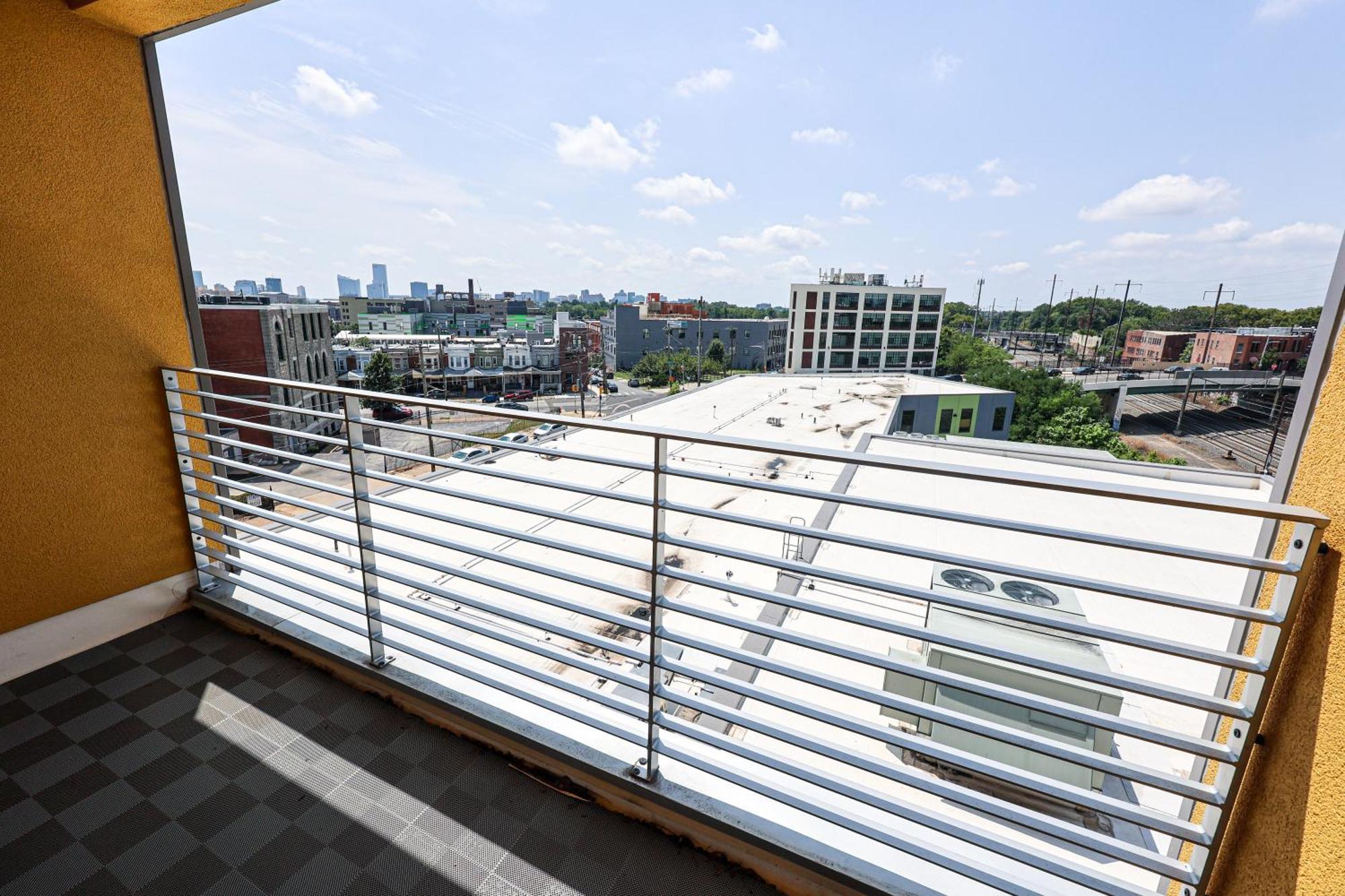 Studioaprtqueenbed-wifi-wd,parking,gym Apartment Philadelphia